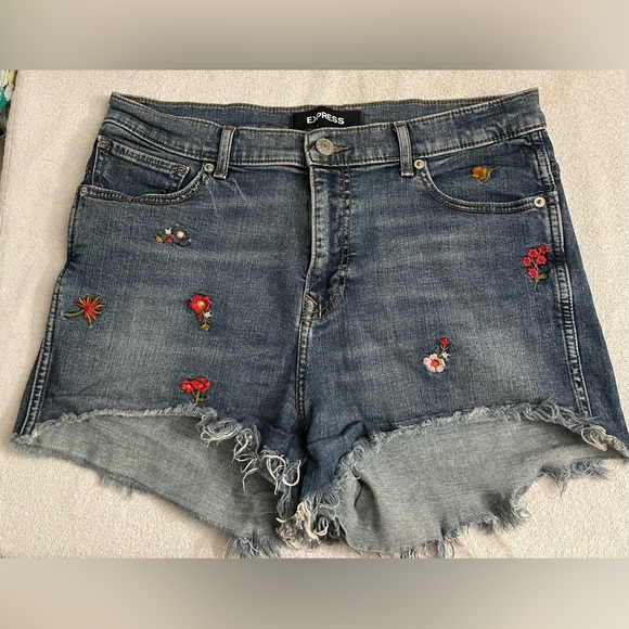 Express Pants - Express Women’s Original Midi High Rise Blue Jean Shorts, size 12